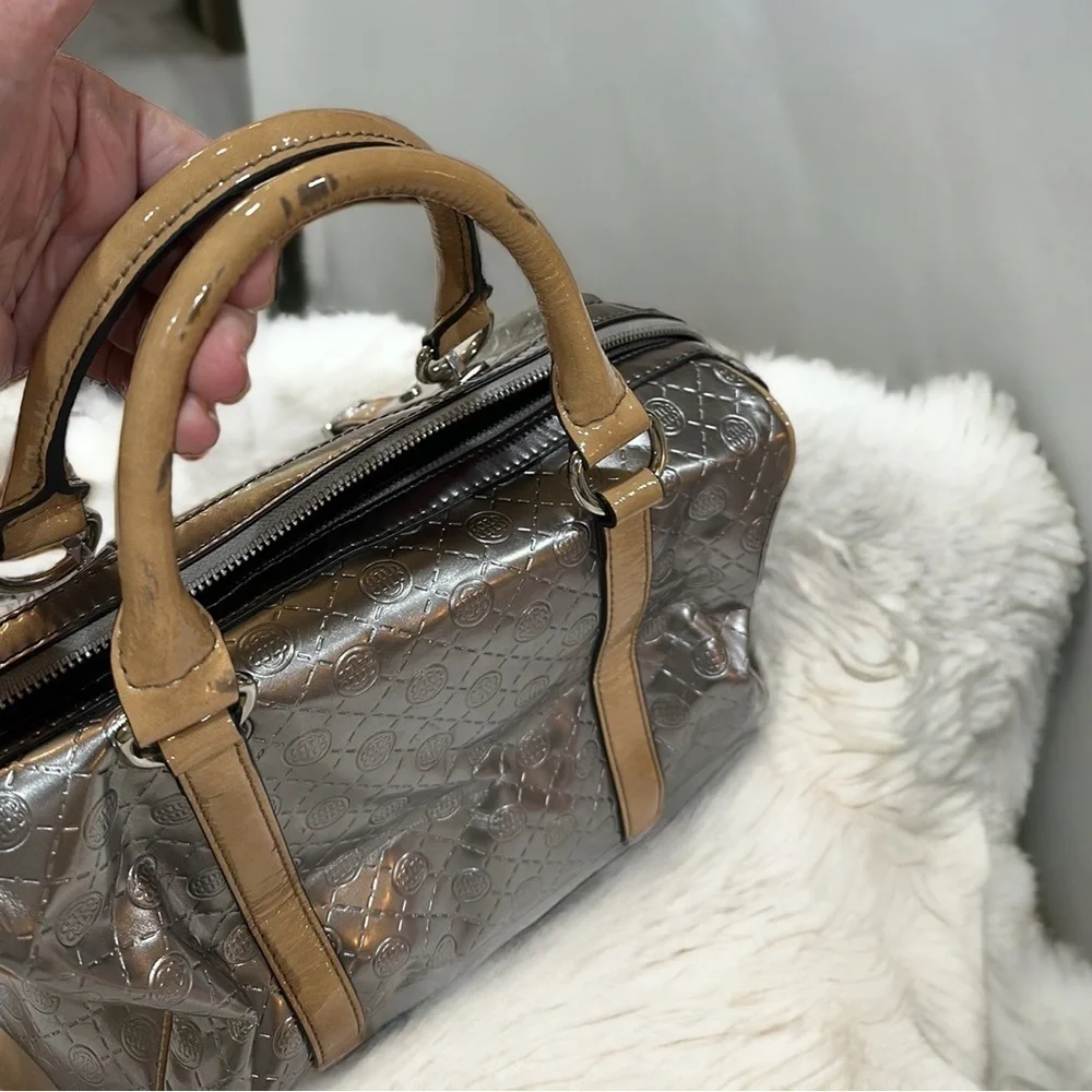 Dana Buchman gray silver satchel bag w/tan patent leather trim & handles